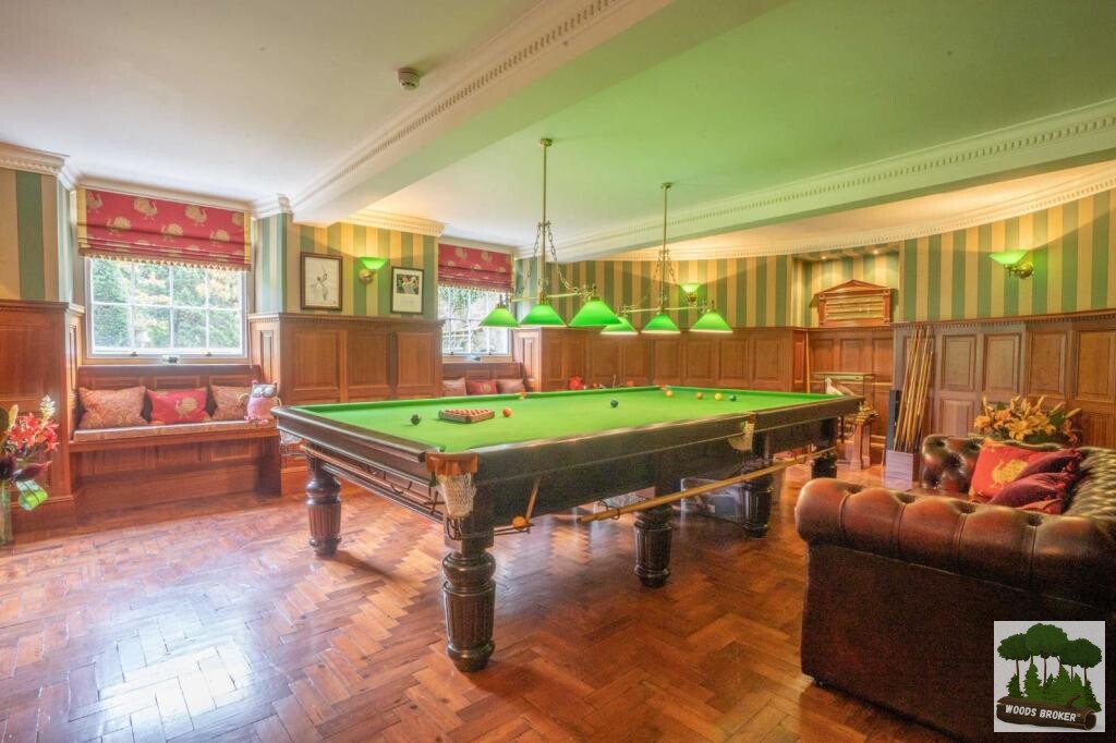 Glen Usk Road, Llanhennock Mansion